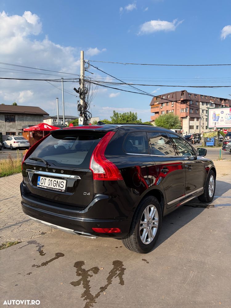 Volvo XC 60 D4 Geartronic Summum - 3