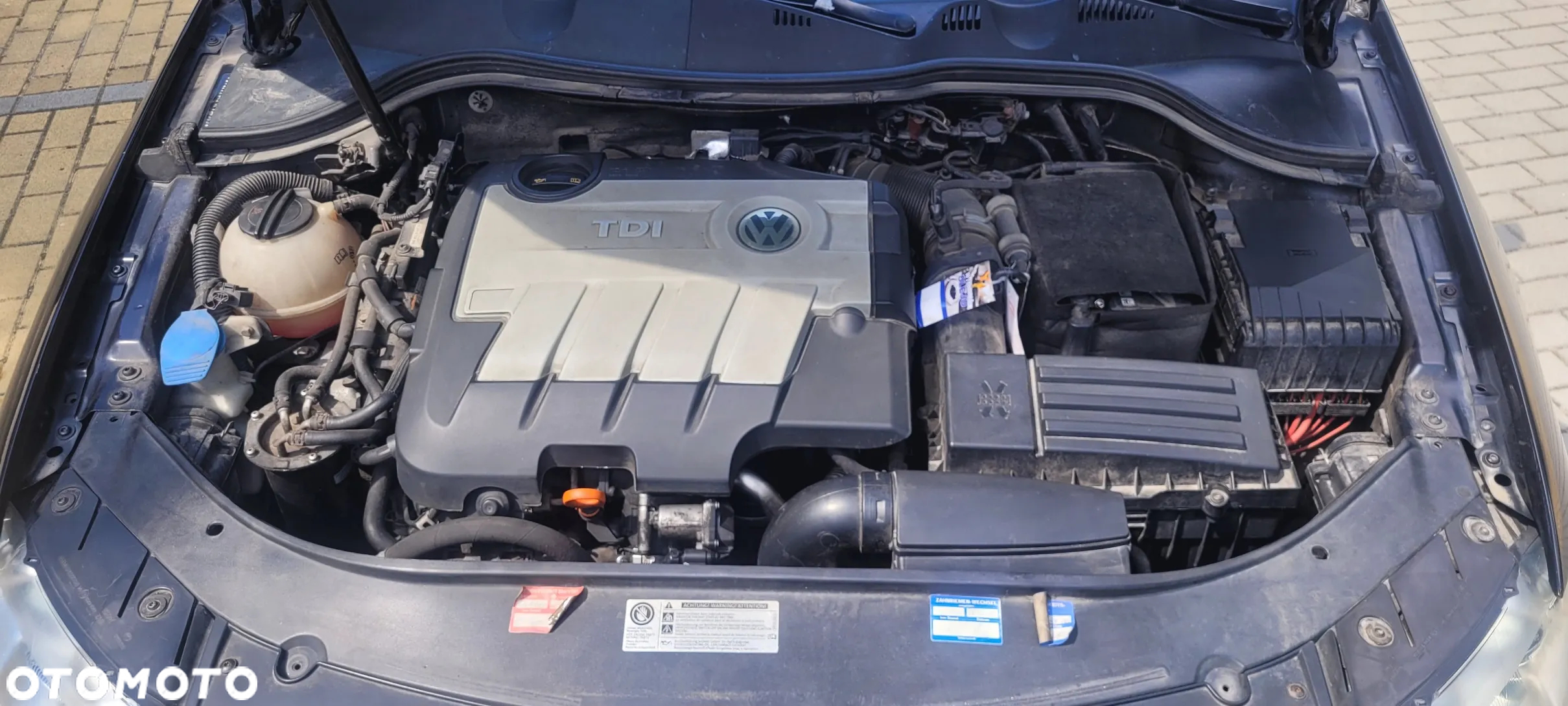 Volkswagen Passat Variant 2.0 TDI DPF DSG R-Line Edition - 14
