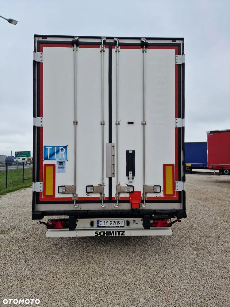 Schmitz Cargobull Naczepa CHŁODNIA MEGA - THERMO KING - SAF - OŚ PODNOSZONA - 9