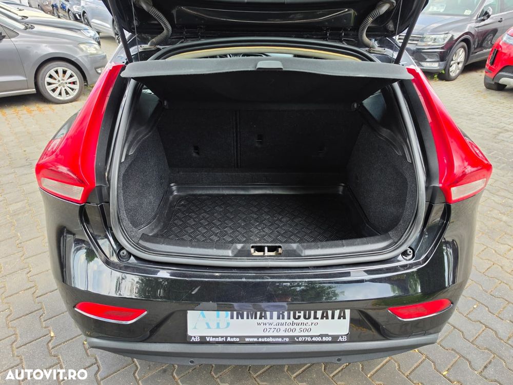 Volvo V40 D2 ECO Basic - 15