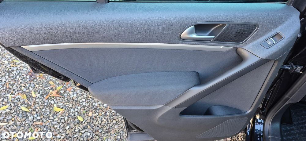 Volkswagen Tiguan 2.0 TDI DPF 4Motion BlueMotion Technology DSG Life - 16