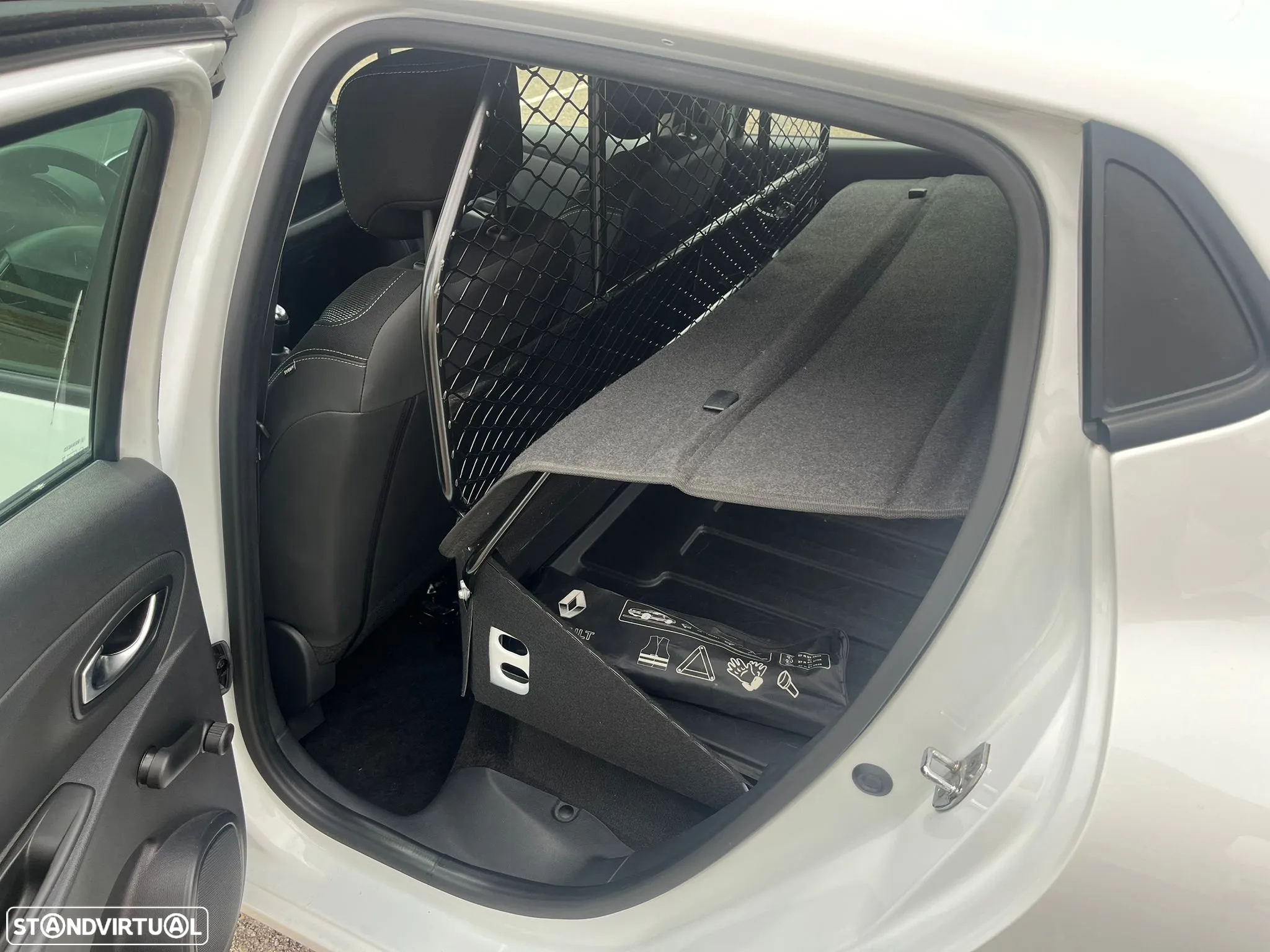 Renault CLIO 1.5 dCI 75cv - ZEN - AC - IVA DEDUTÍVEL - 35