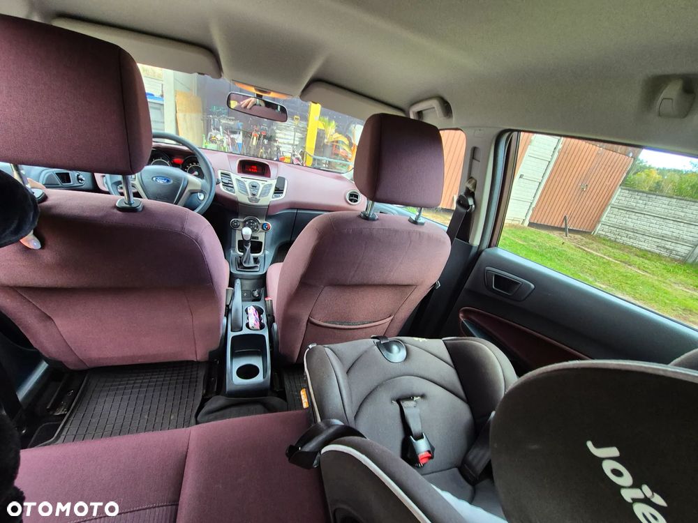 Ford Fiesta 1.6 TDCi Titanium - 9