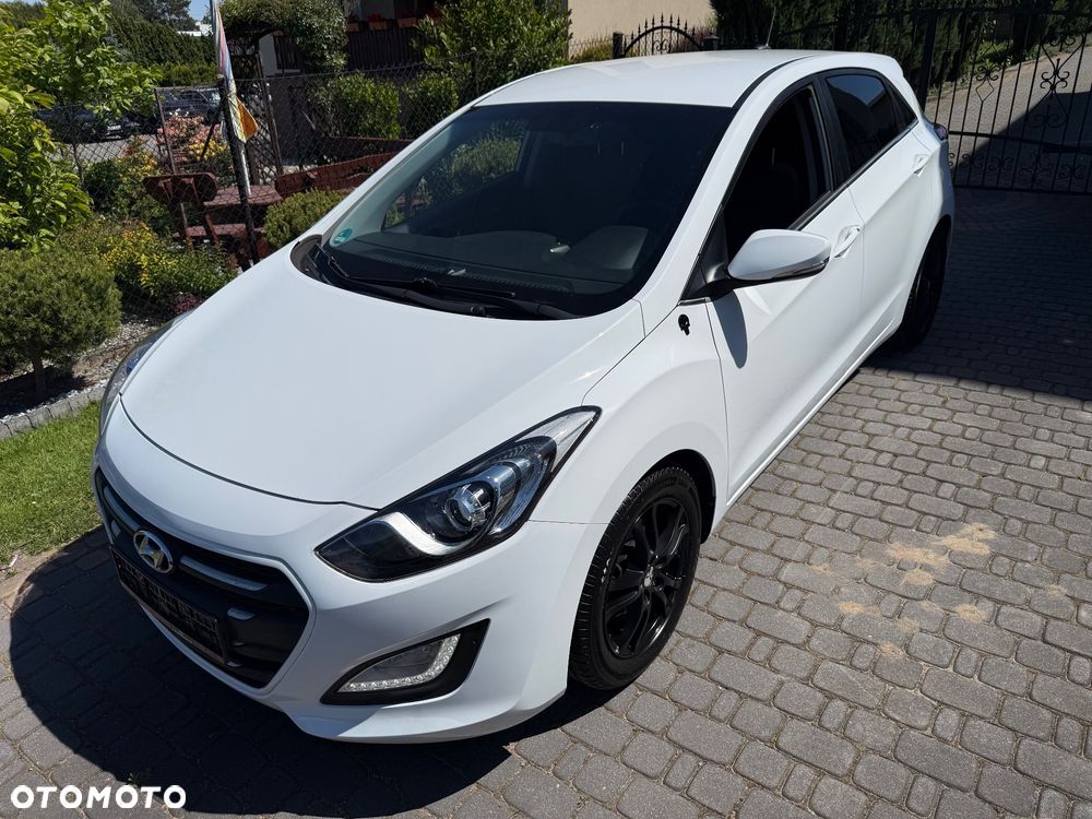 Hyundai i30 blue 1.4 YES Gold - 3