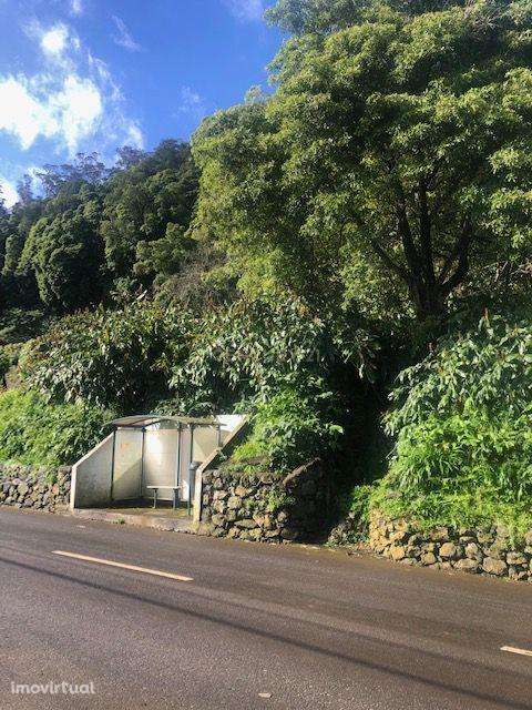 Terreno localizado em zona calma nas Fontinhas - Grande imagem: 2/4