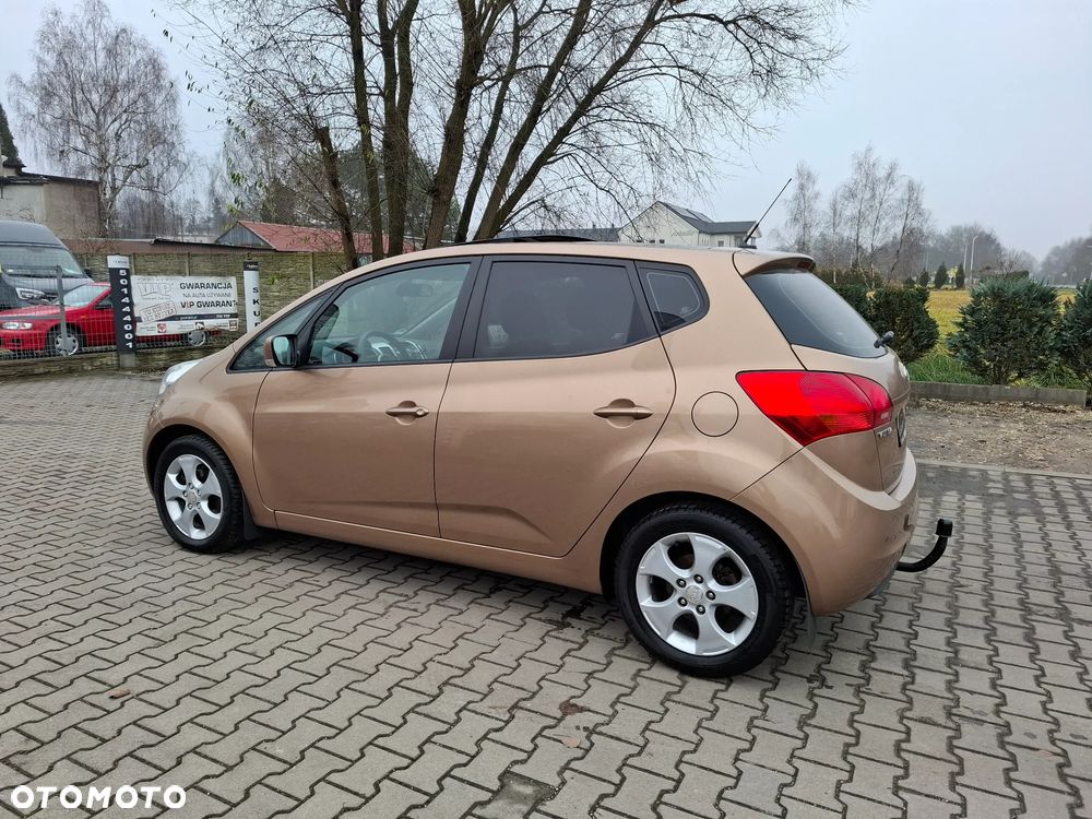 Kia Venga 1.4 CRDi 90 Business Line - 26