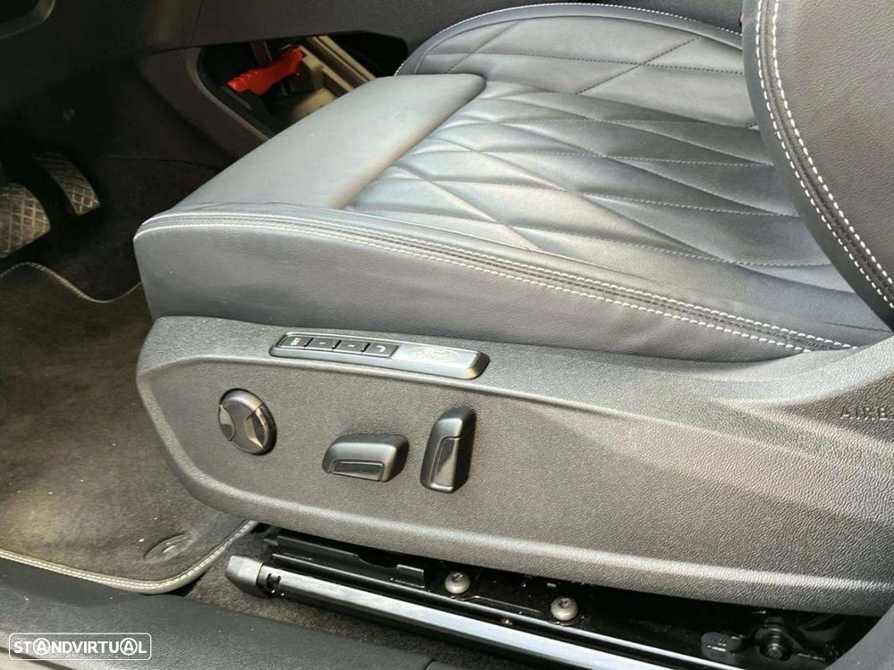 Ford Explorer 77 kWh Premium - 17