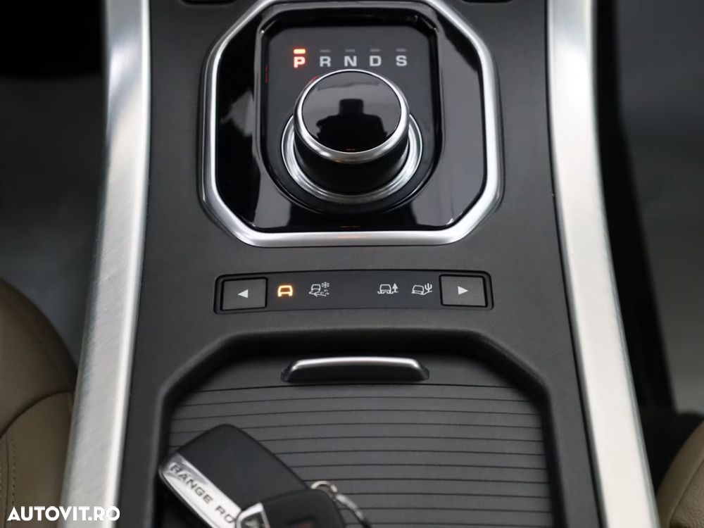 Land Rover Range Rover Evoque 2.0 D150 R-Dynamic - 12