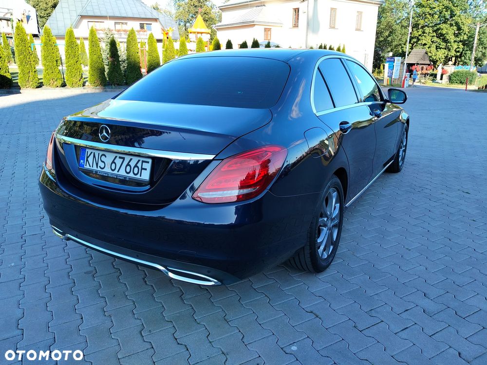 Mercedes-Benz Klasa C 180 7G-TRONIC Exclusive - 26