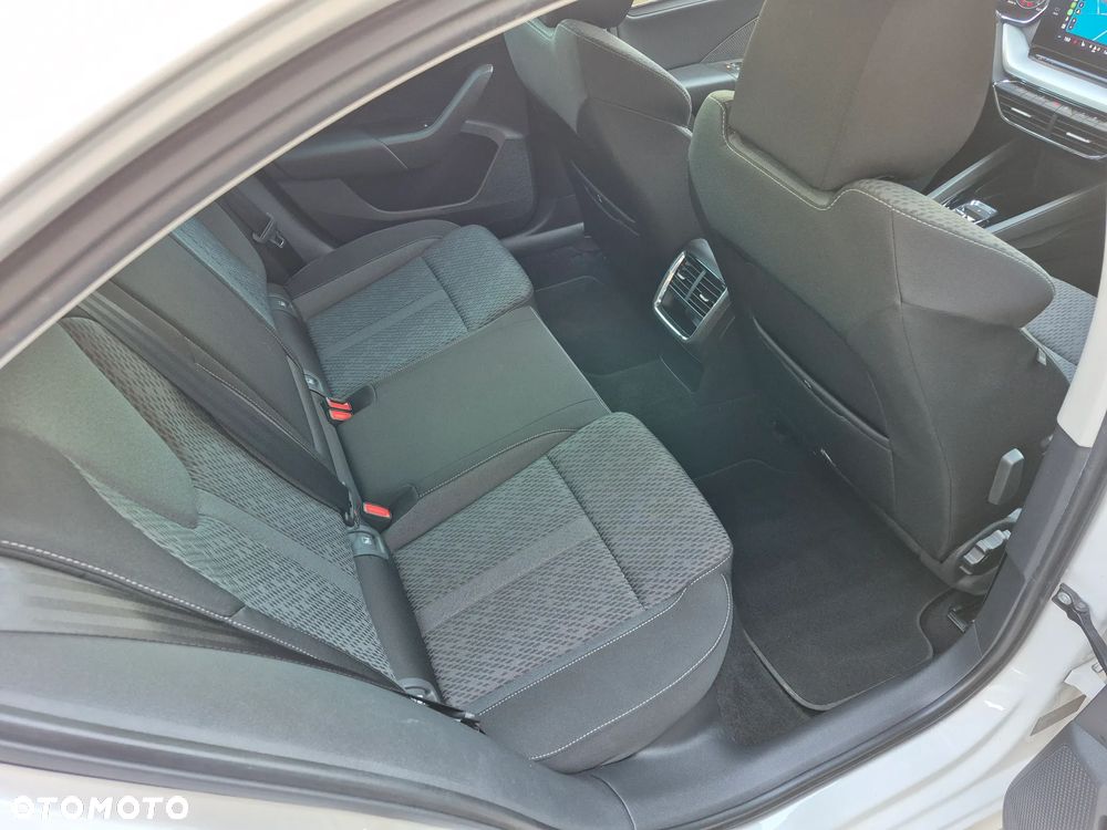 Skoda Octavia 1.5 TSI ACT Style DSG - 10