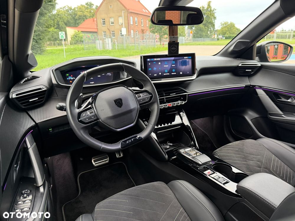 Peugeot 208 Hybrid 136 e-DSC6 GT - 14