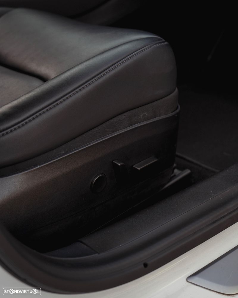 Tesla Model 3 Standard Range Plus RWD - 25