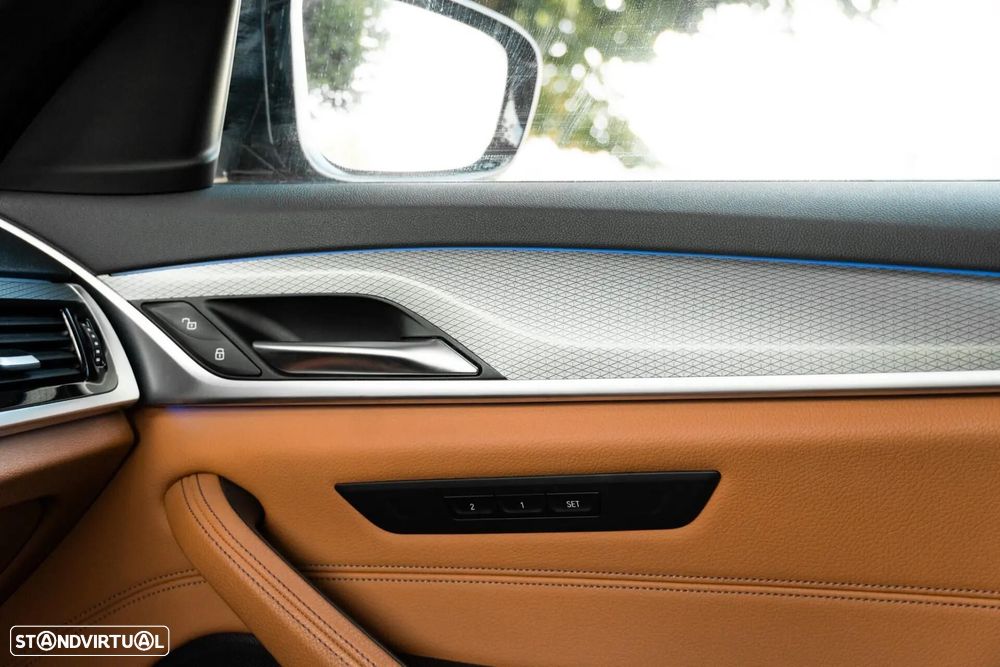 BMW 530 e iPerformance Pack M - 48