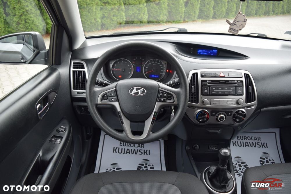 Hyundai i20 1.25 Comfort - 12