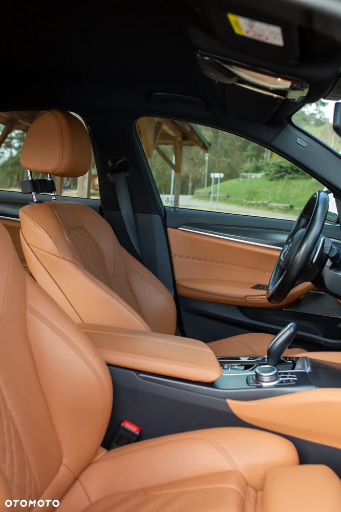 BMW Seria 5 - 28