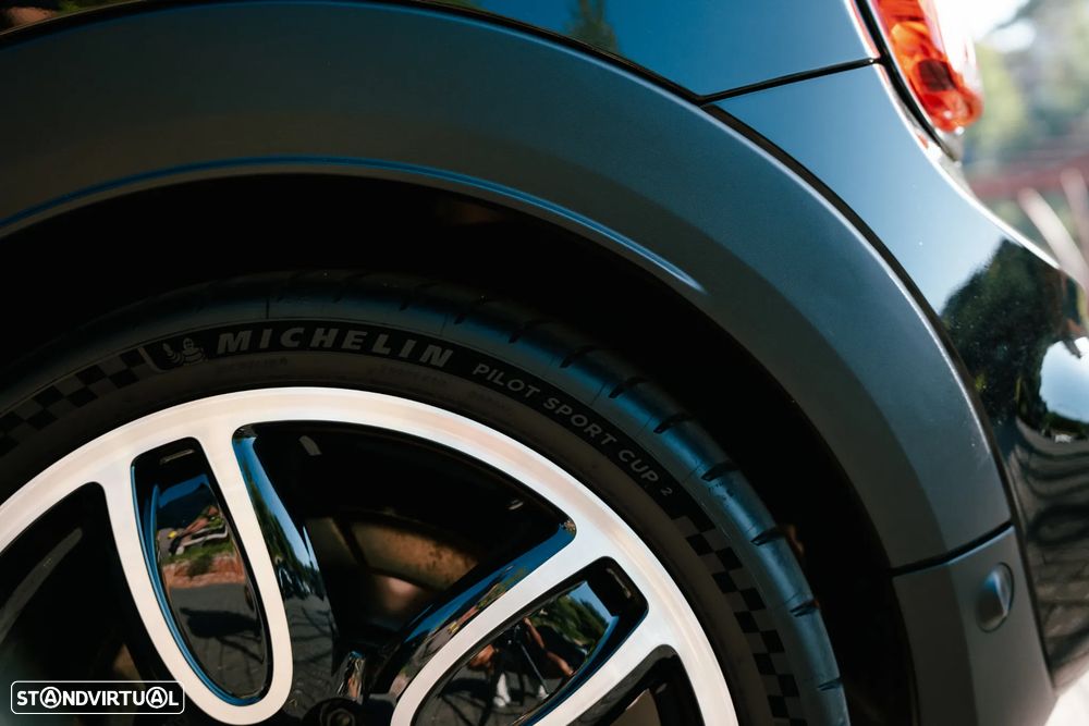 MINI Cabrio John Cooper Works Auto Desportiva - 7
