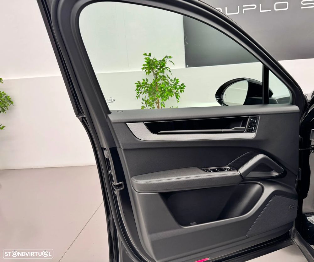 Porsche Cayenne Coupé S E-Hybrid Tiptronic S - 14