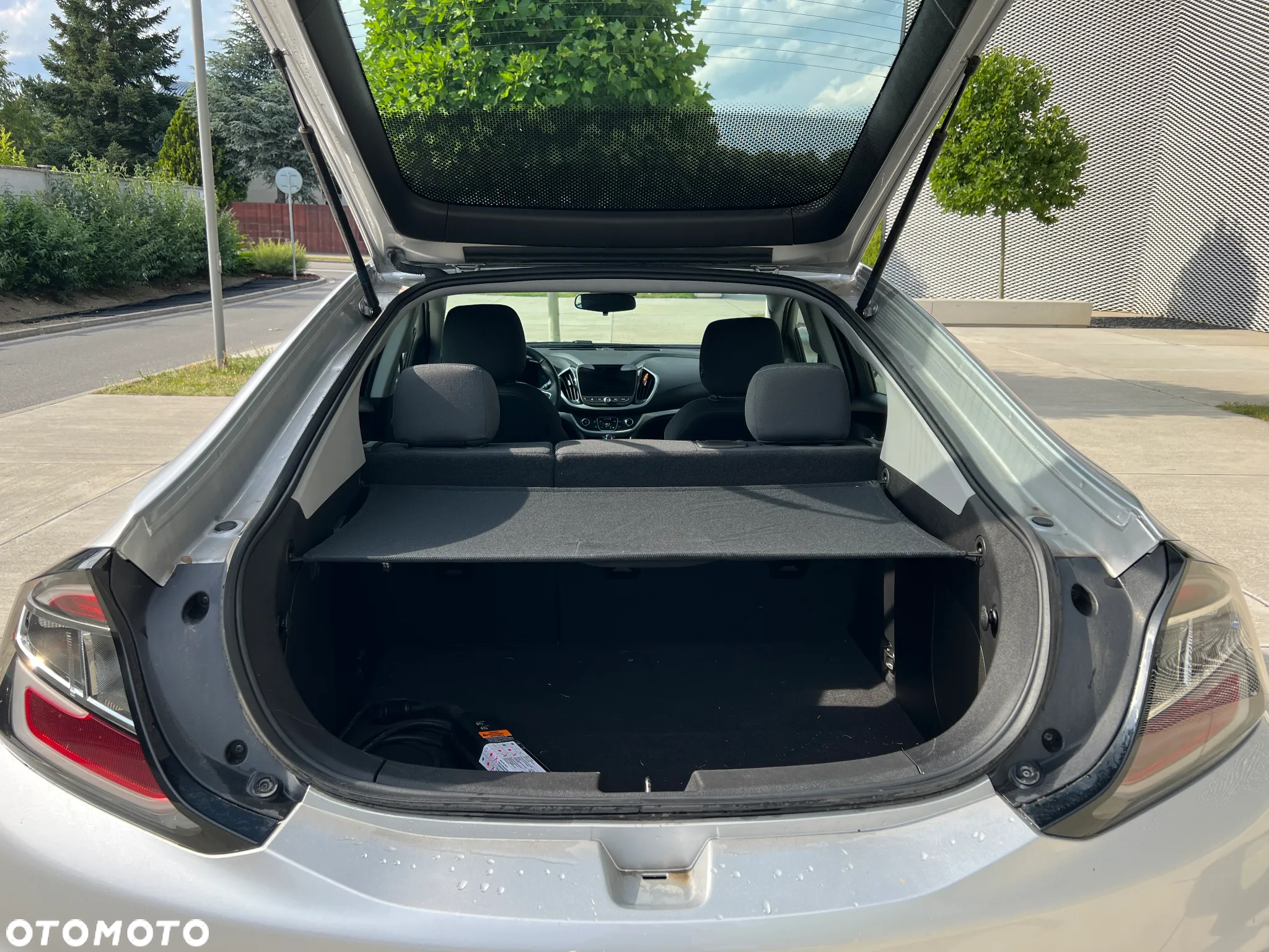 Chevrolet Volt - 13