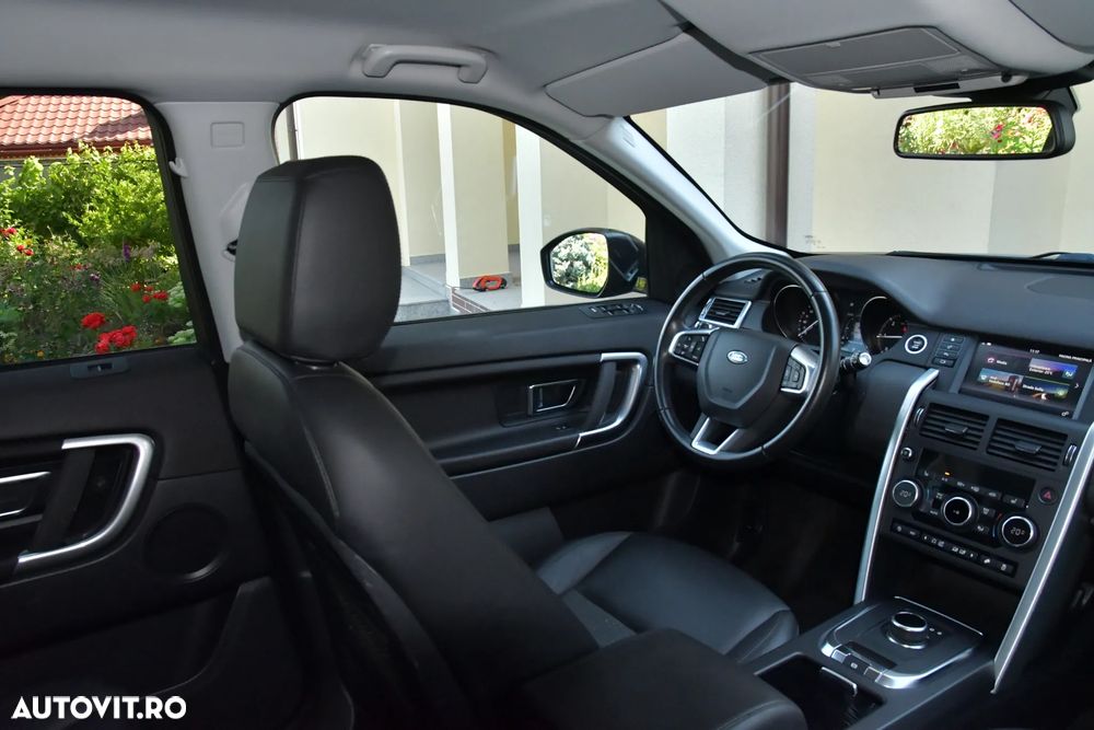 Land Rover Discovery Sport 2.0 D150 MHEV SE - 31