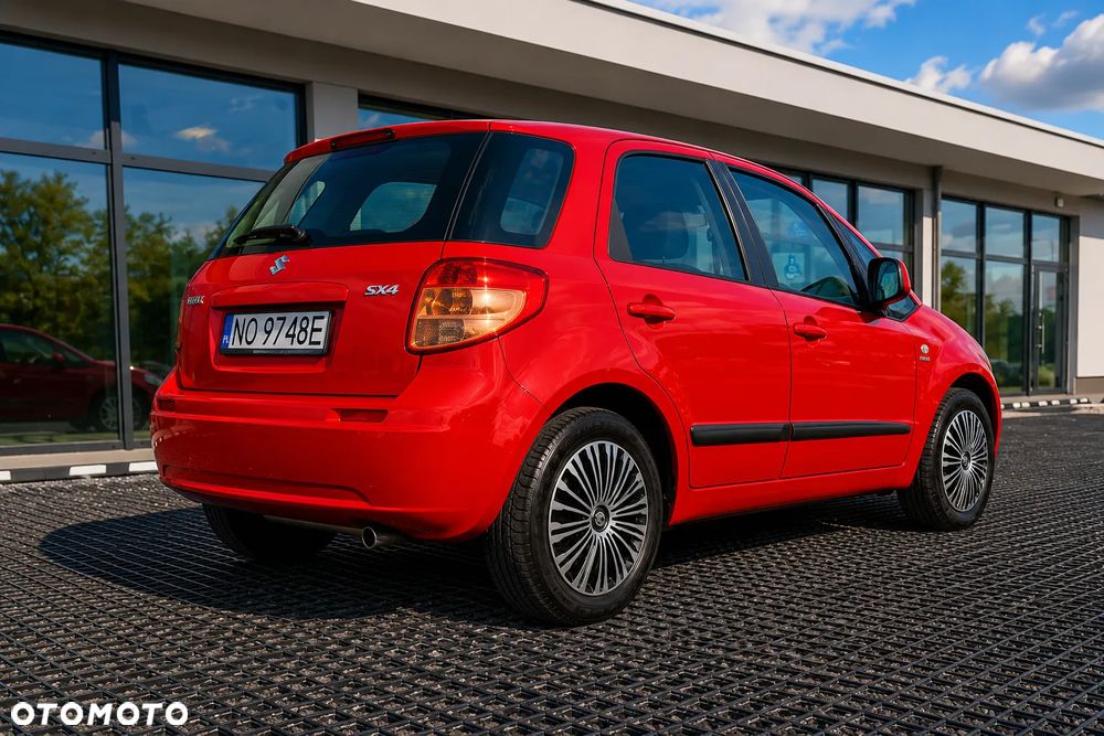 Suzuki SX4 - 12