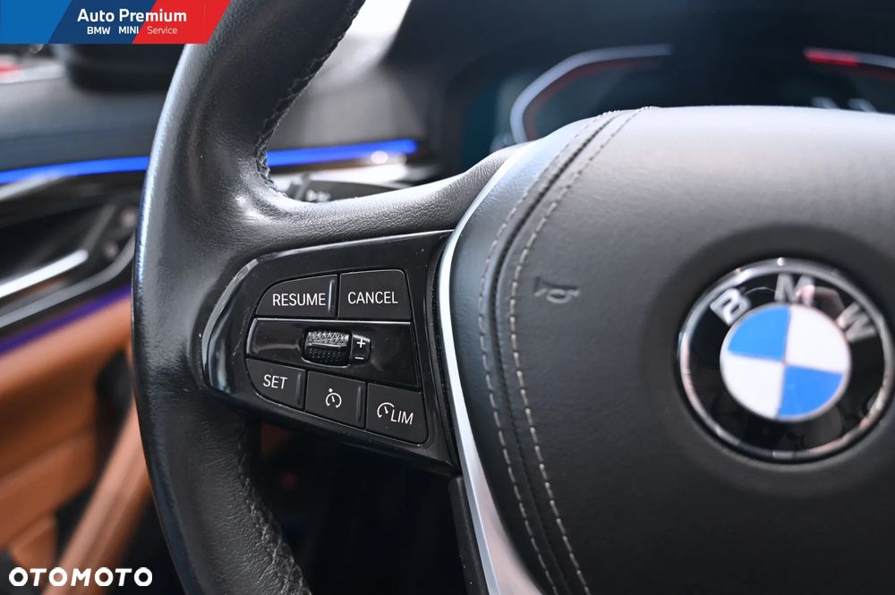 BMW Seria 5 518d - 6