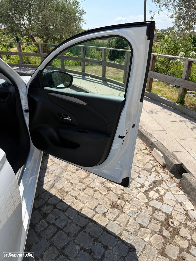 Opel Corsa 1.2 Edition — fotografia 12