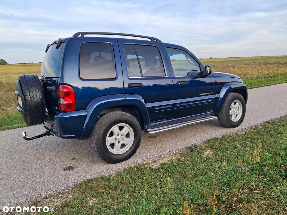 Jeep Cherokee - 7