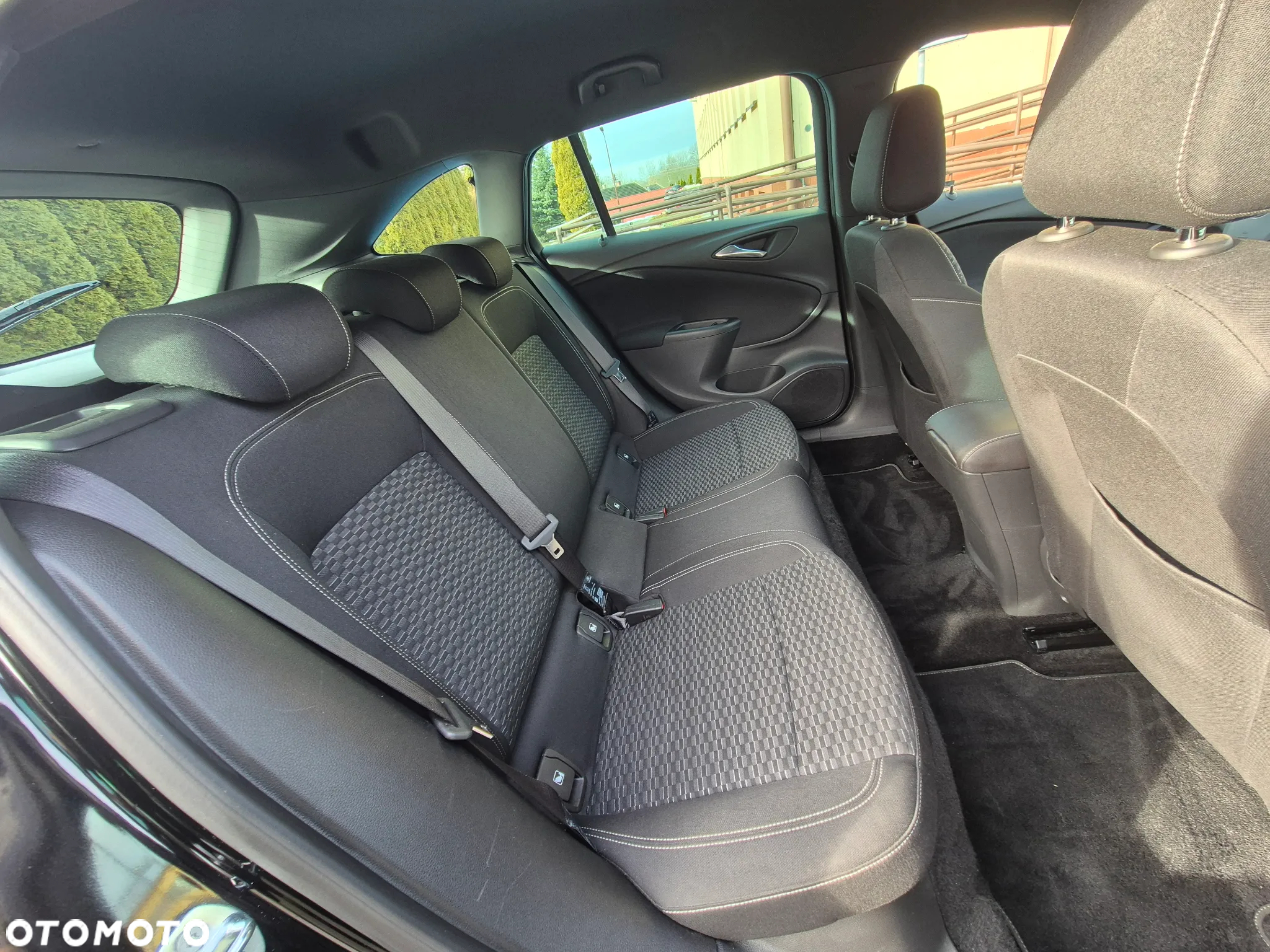 Opel Astra 1.4 Turbo Sports Tourer Edition - 21