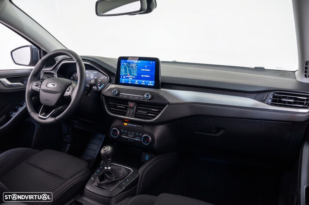 Ford Focus SW 1.0 EcoBoost Titanium - 14