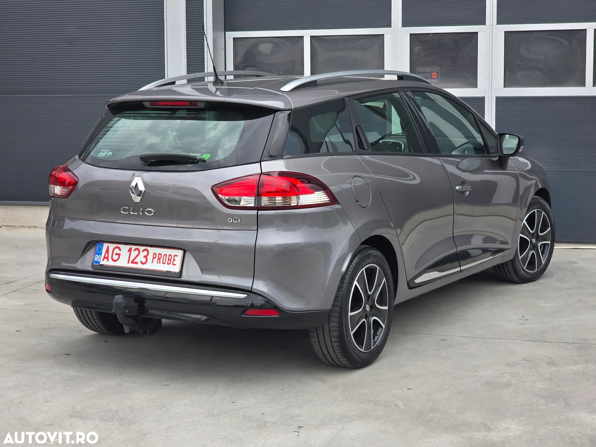 Renault Clio dCi 90 Dynamique - 4