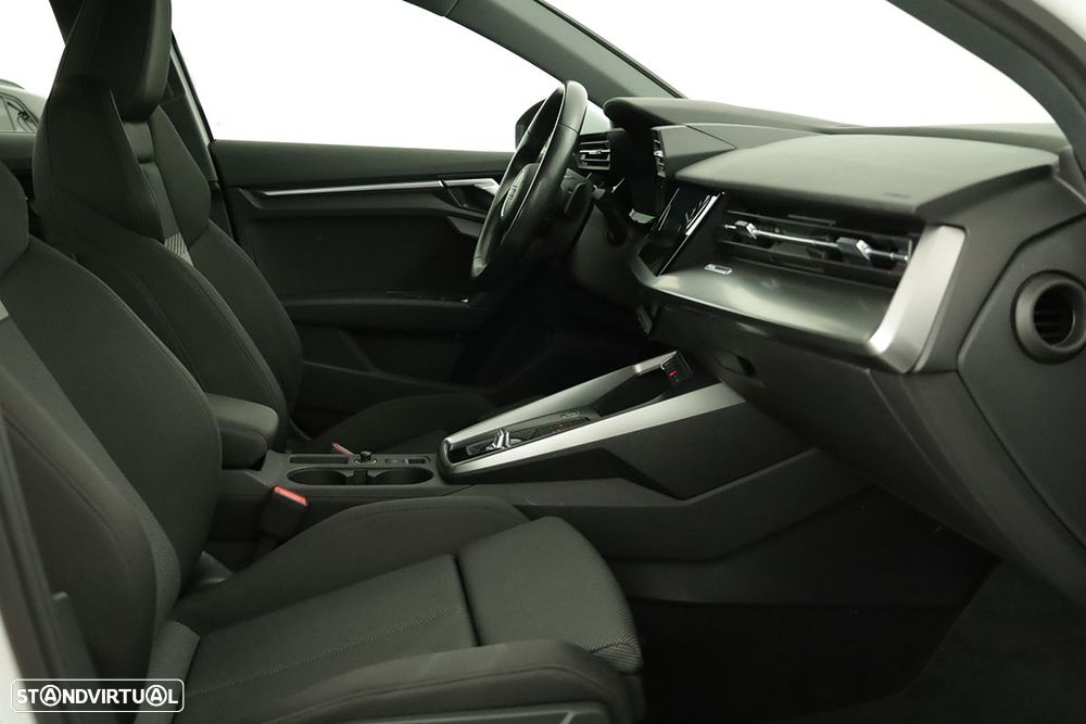 Audi A3 Sportback 30 TFSI Advanced S tronic - 21