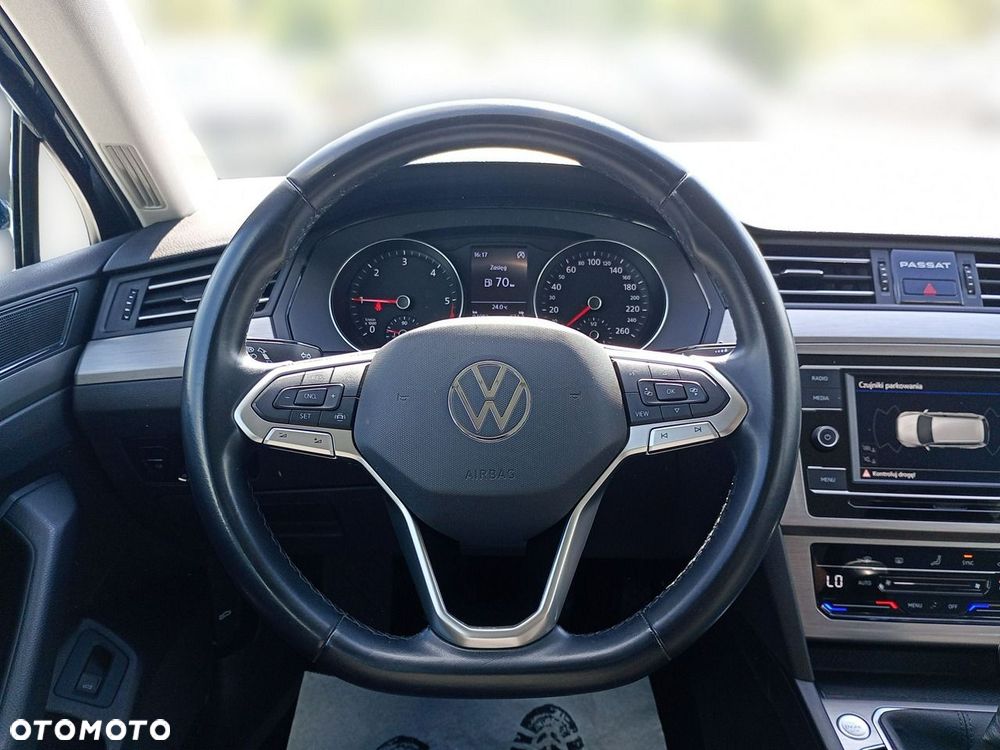 Volkswagen Passat Variant 2.0 TDI EVO Essence - 11