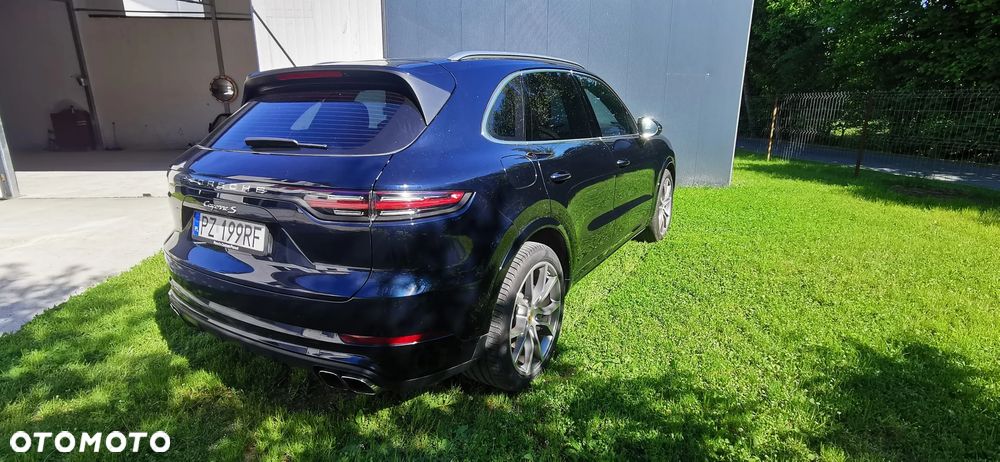 Porsche Cayenne S - 3