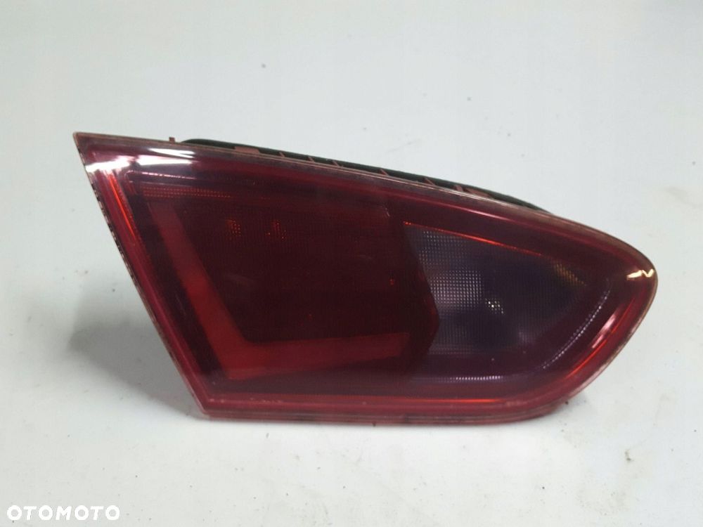 SEAT LEON 2 II LIFT 09-12r LAMPA LED KLAPY LEWA TYŁ ANGLIK 1P0945093P - 1