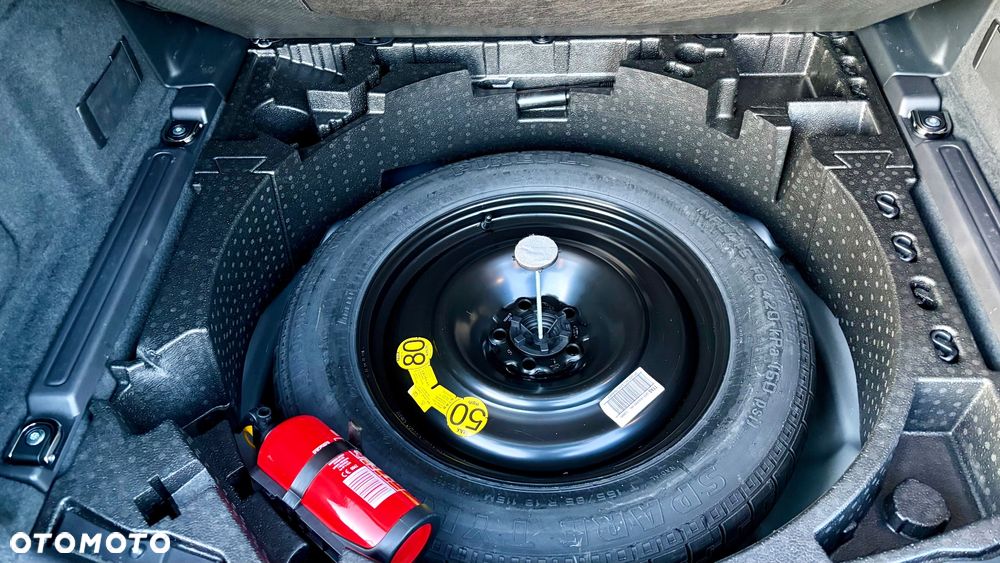 Land Rover Discovery Sport - 14