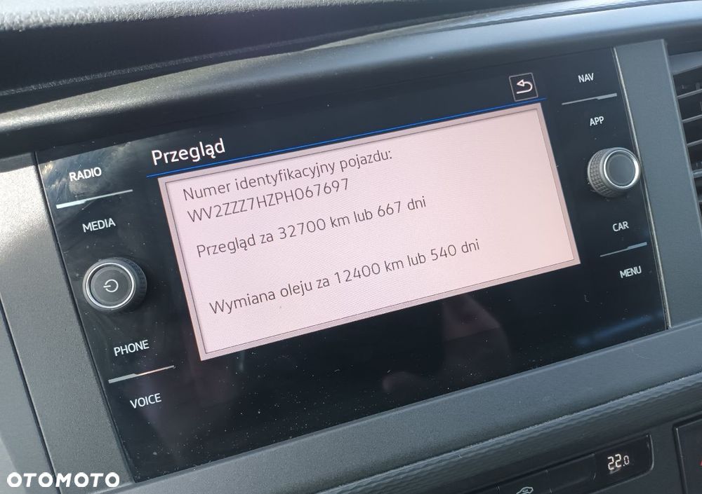 Volkswagen Caravelle - 11