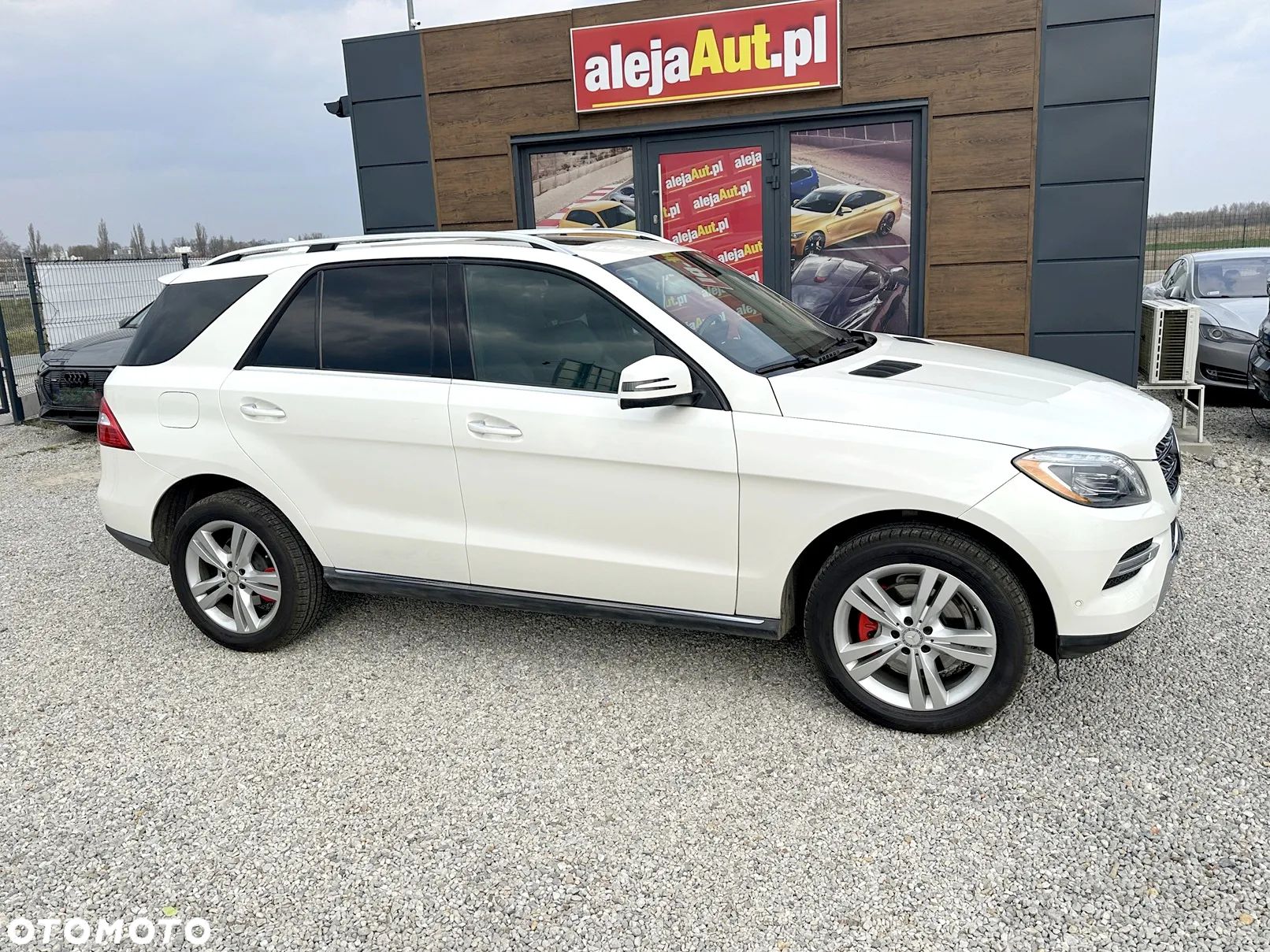Mercedes-Benz ML 350 4MATIC BlueEFFICIENCY 7G-TRONIC Edition 1 - 1
