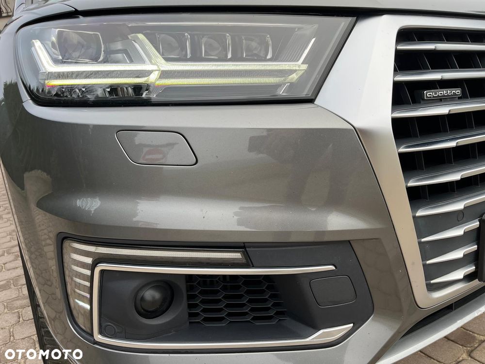 Audi Q7 - 17