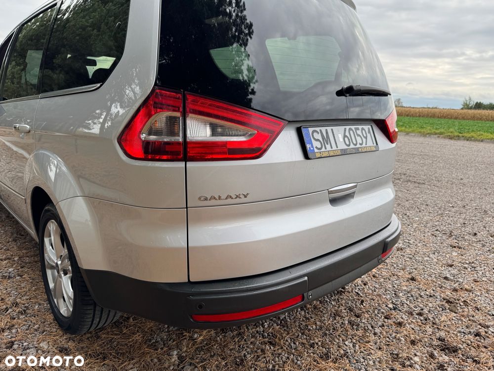 Ford Galaxy - 15