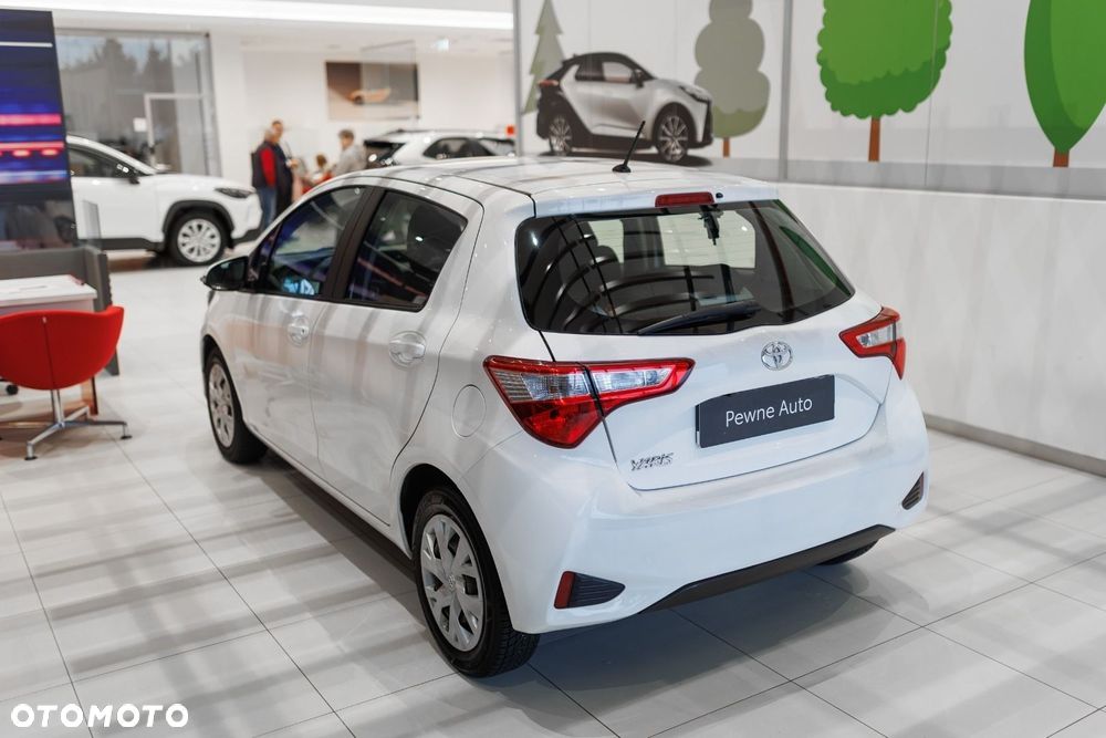 Toyota Yaris - 13