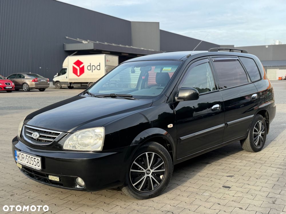 Kia Carens
