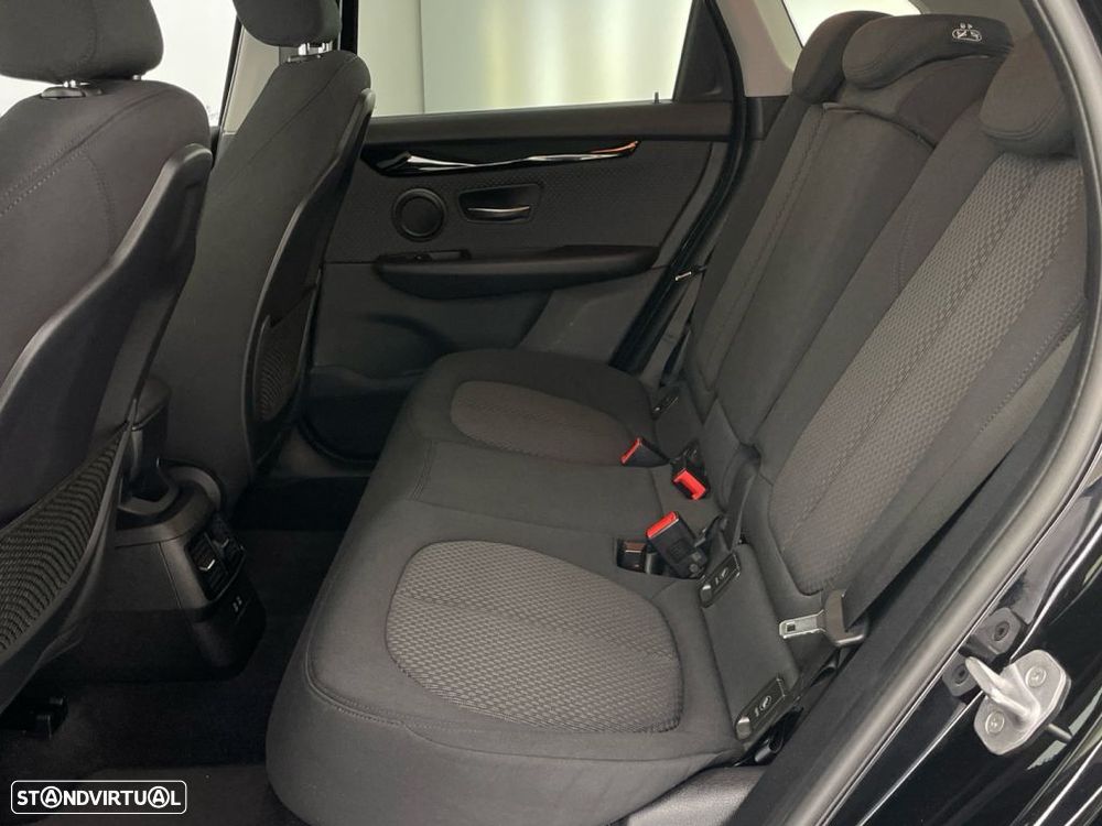 BMW 225xe Active Tourer Pack M - 12