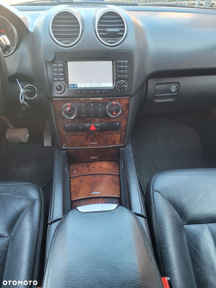 Mercedes-Benz ML 320 CDI 4Matic 7G-TRONIC - 15