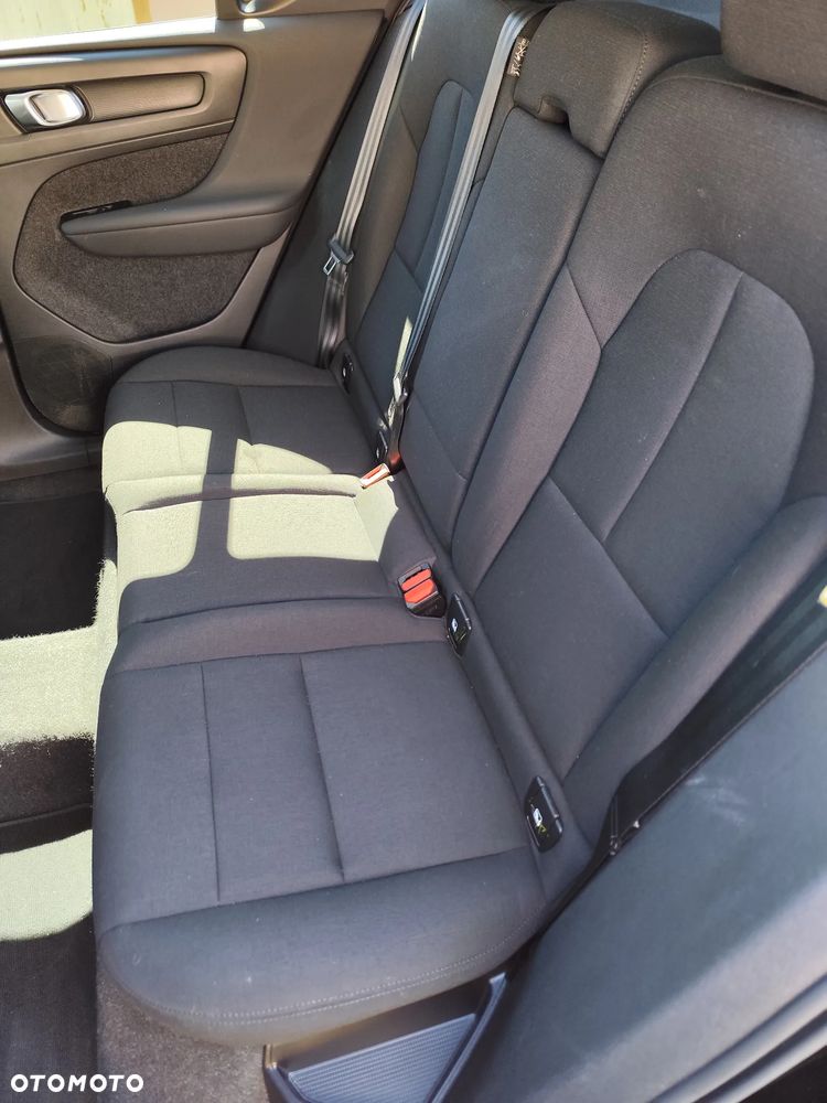 Volvo XC 40 T3 Momentum Core - 14