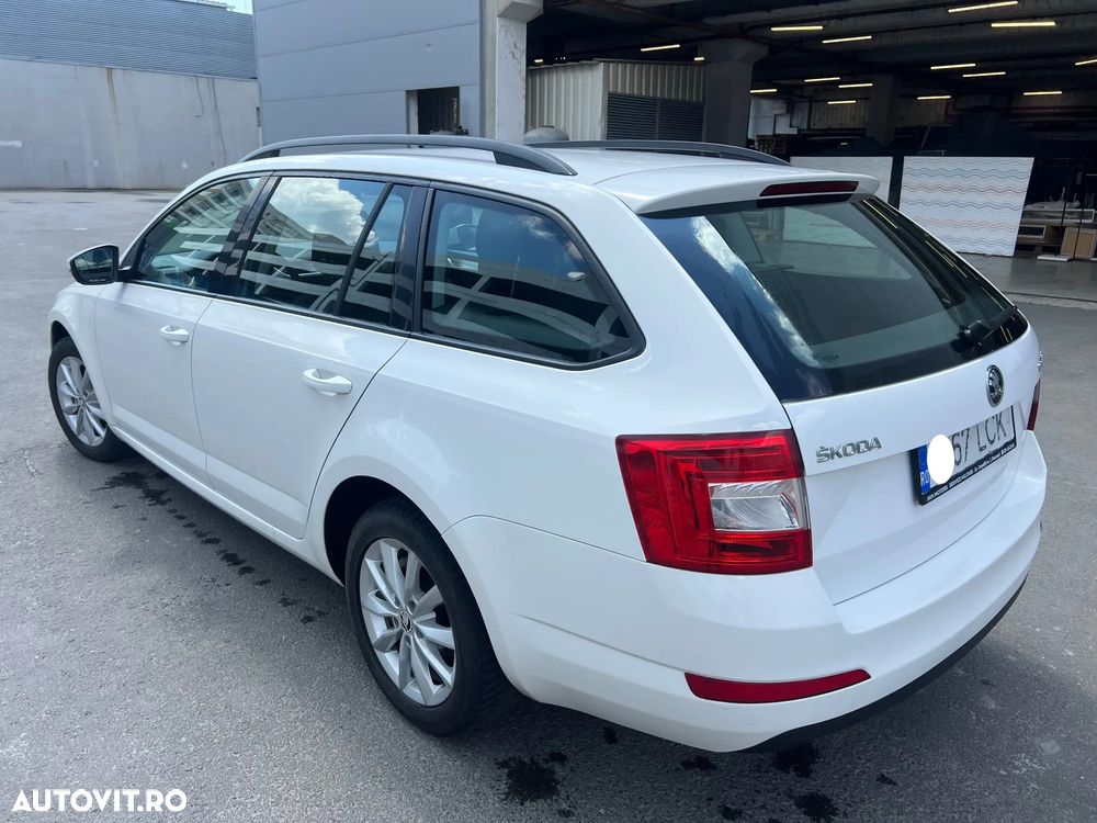 Skoda Octavia 1.6 TDI Ambition - 12