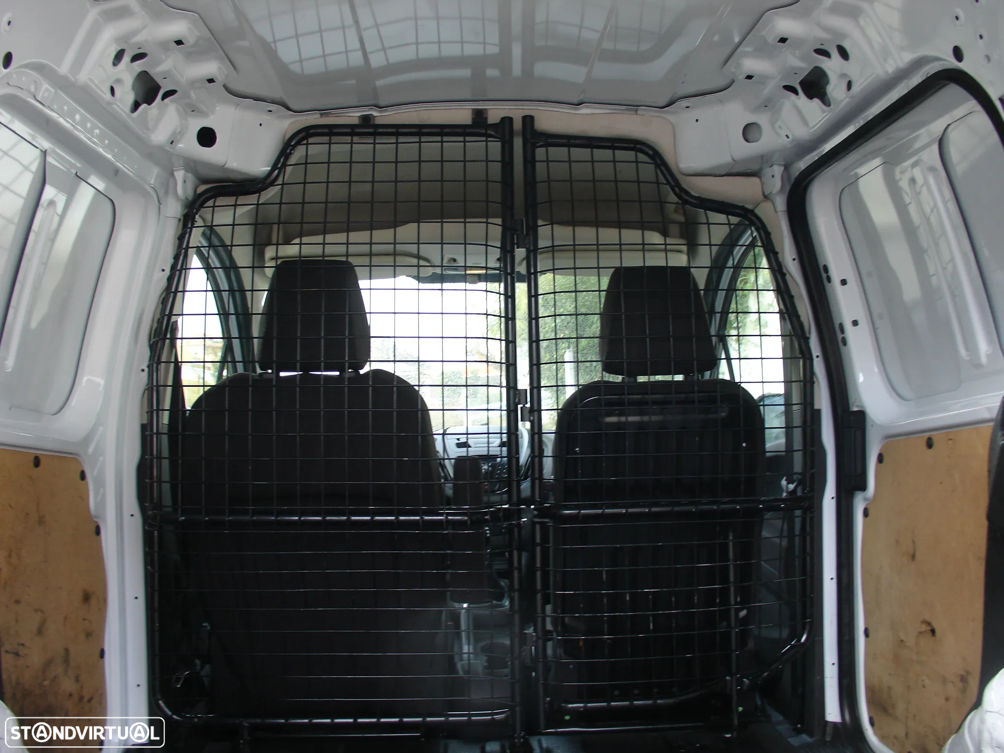 Ford transi courier - 2