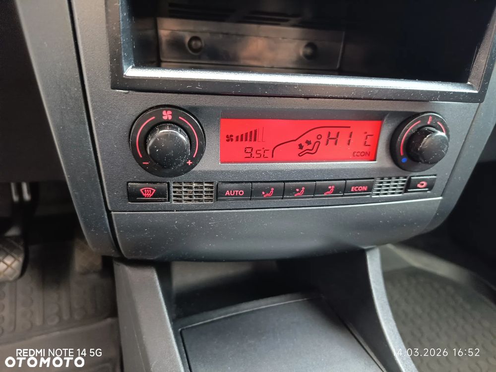 Seat Ibiza 1.4 16V Sport - 8