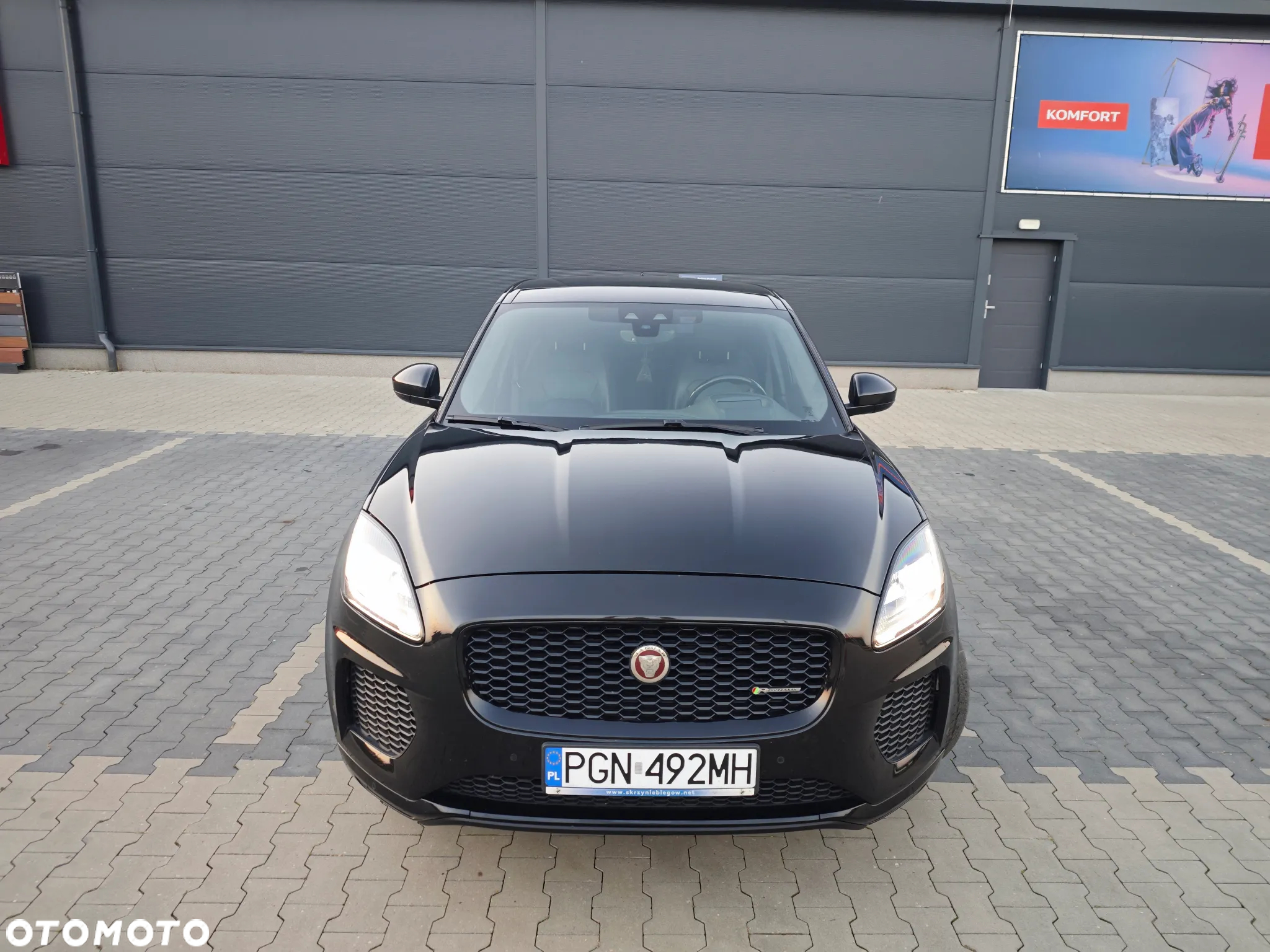 Jaguar E-Pace 2.0 i4D AWD R-Dynamic S - 14