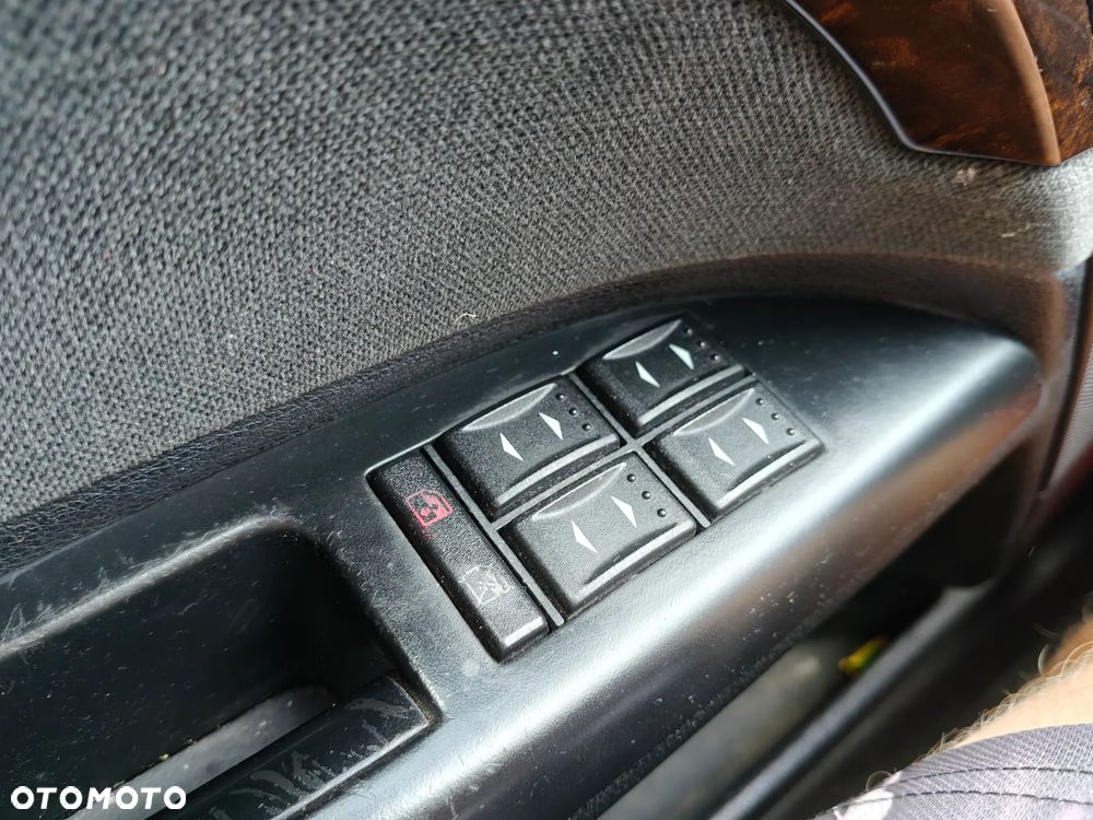 Ford Mondeo 2.0 TDCI Ghia - 20