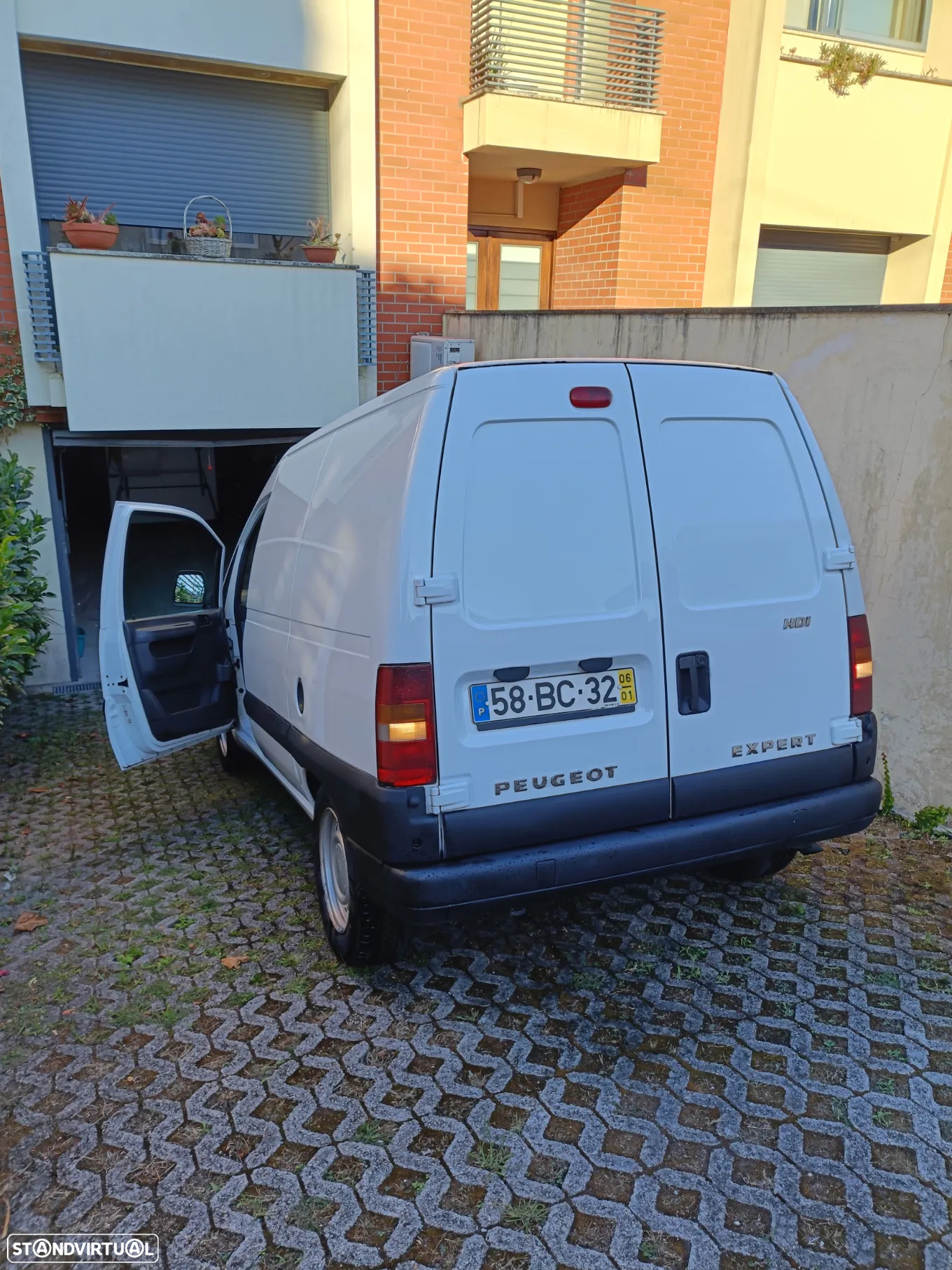 Peugeot Expert Combi 2.0 HDi - 7